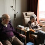 4 Signs of a Compassionate Caregiver for Elderly